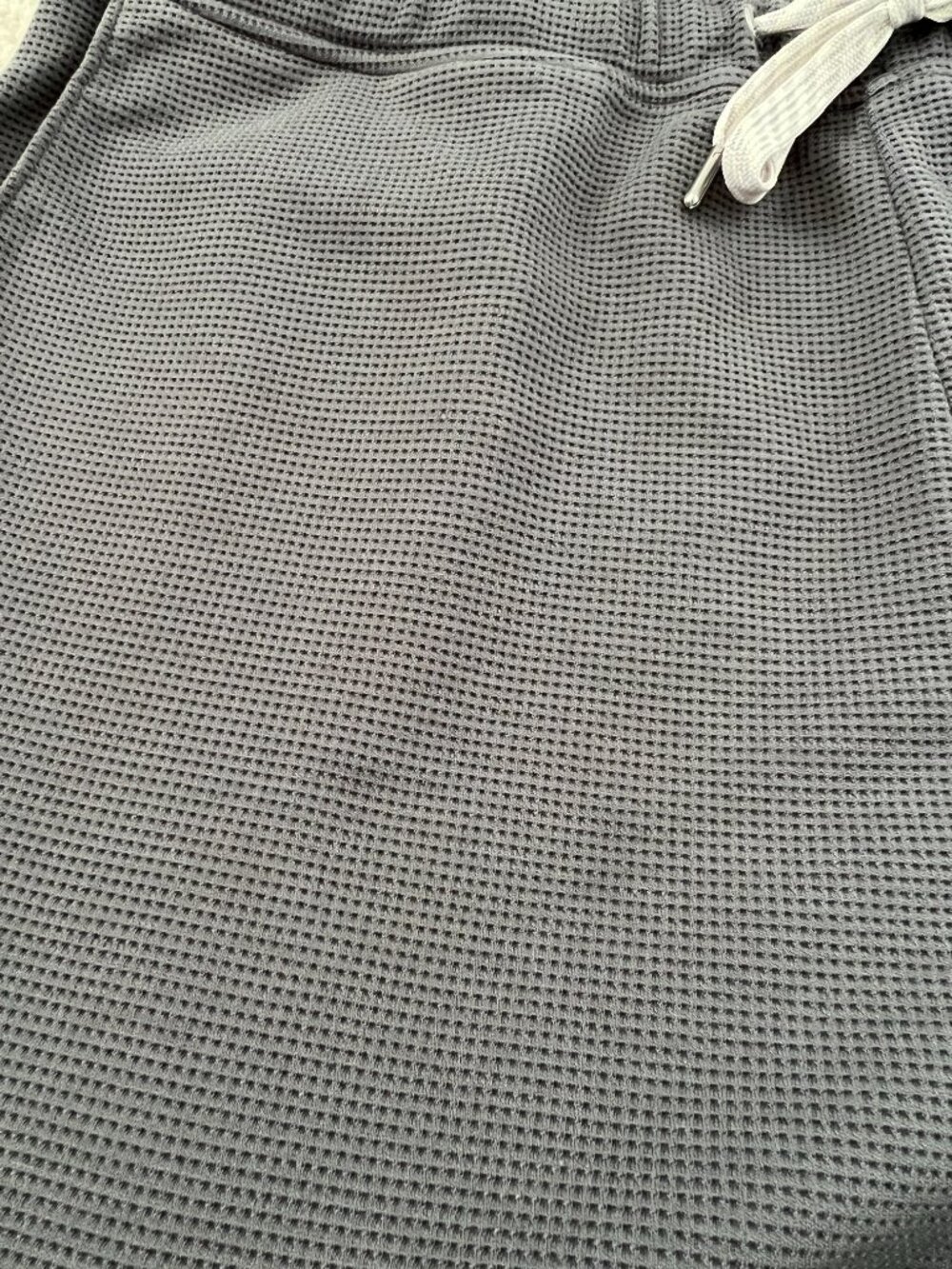 Vuori Bayview Thermal Waffle Knit Gray Shorts M - Picture 10 of 12